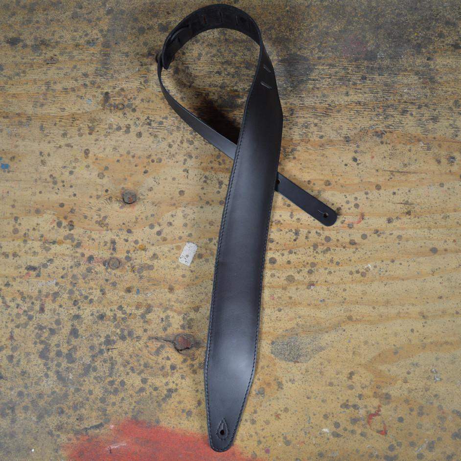 Colonial Leather 03 Half Inch Gtr Strap Foam Backed