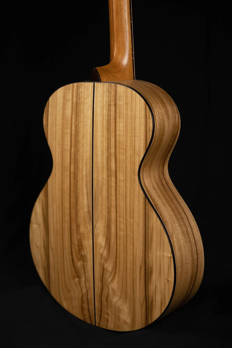 Fenech Vt Auditorium Aa Grade Camphor Back & Sides Aa Grade Sitka Spruce Top - Image 5